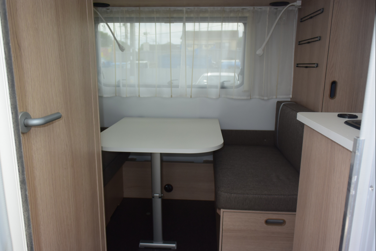 ADRIA AVIVA 400 PS 初心者の方にも大人気!牽引免許不要キャンピングトレーラーの画像