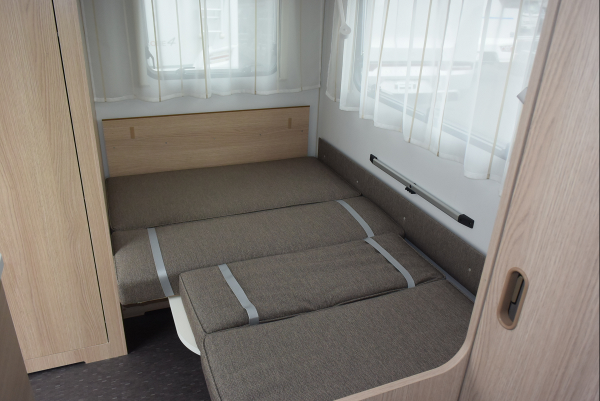 ADRIA AVIVA 400 PS 初心者の方にも大人気!牽引免許不要キャンピングトレーラーの画像