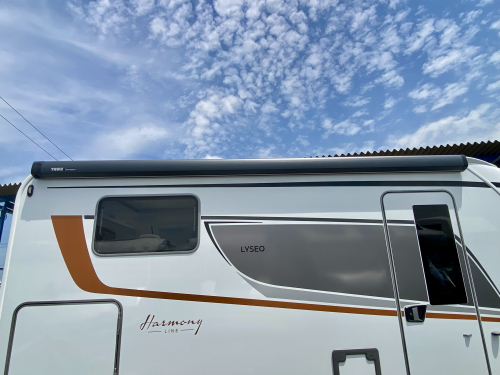 バーストナー  Harmony Line 自由、ラグジュアリー、そして快適性を体感する。 Harmony Line Lyseo TD690Gの他画像4枚目