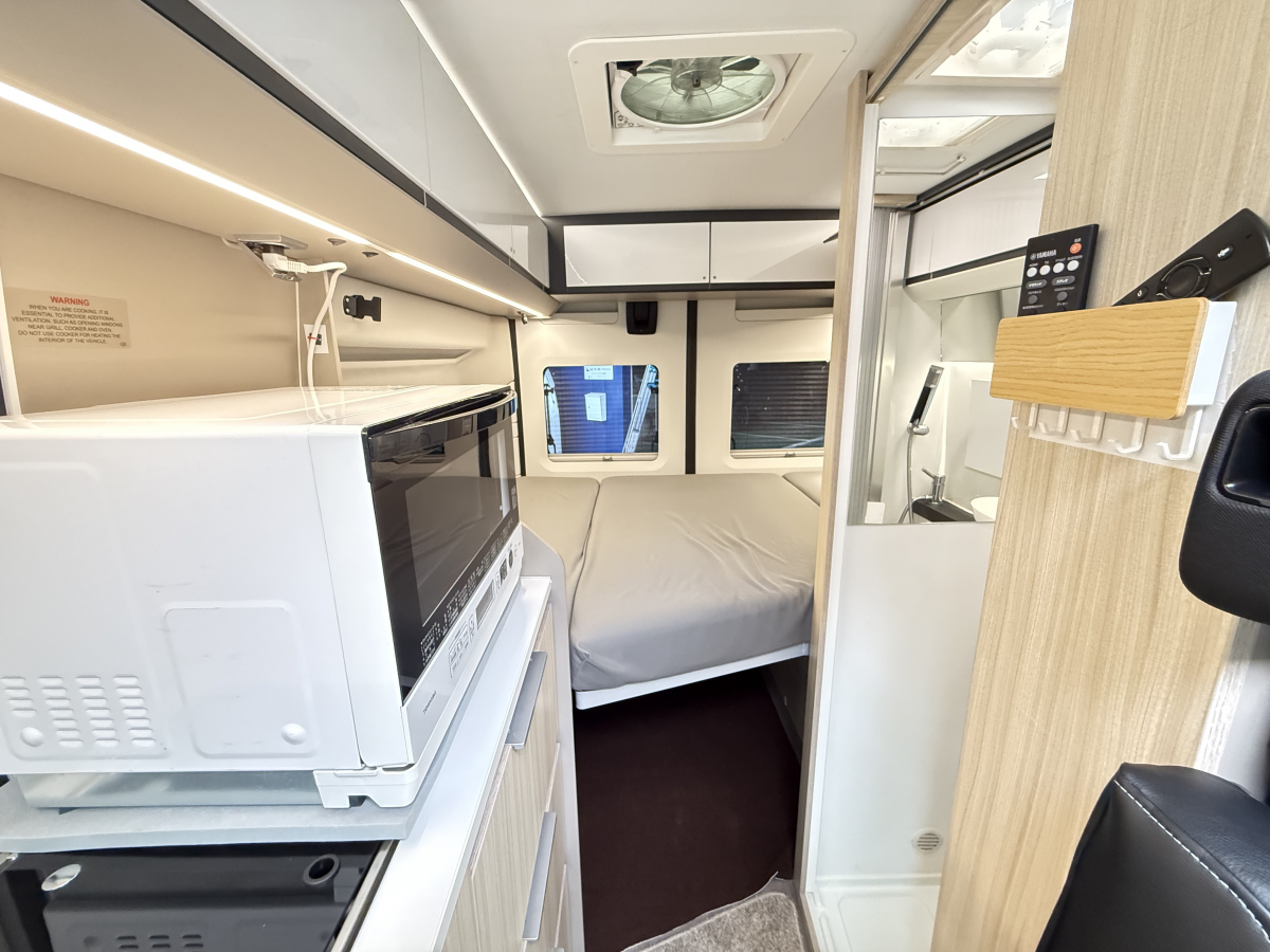 ADRIA TWIN PLUS 540 SP 希少なボディカラー「レッド」機動性に長けたTWIN PLUS 540 SPの画像