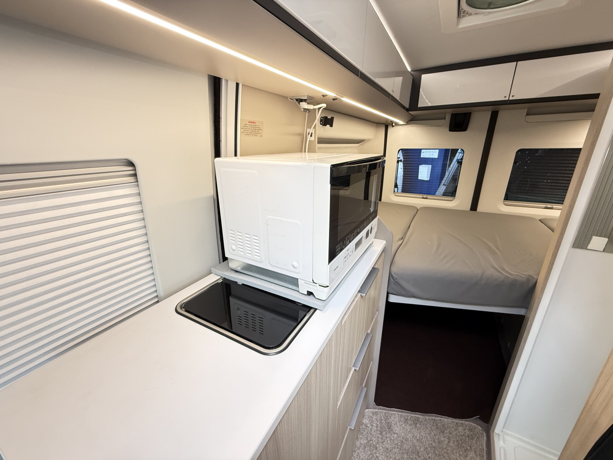 ADRIA TWIN PLUS 540 SP 希少なボディカラー「レッド」機動性に長けたTWIN PLUS 540 SPの画像