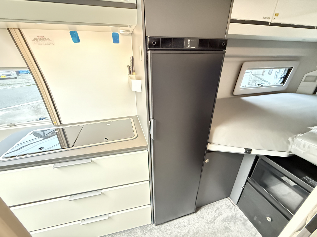 ADRIA TWIN SUPREME 640 SLB 充実オプション装備!の画像
