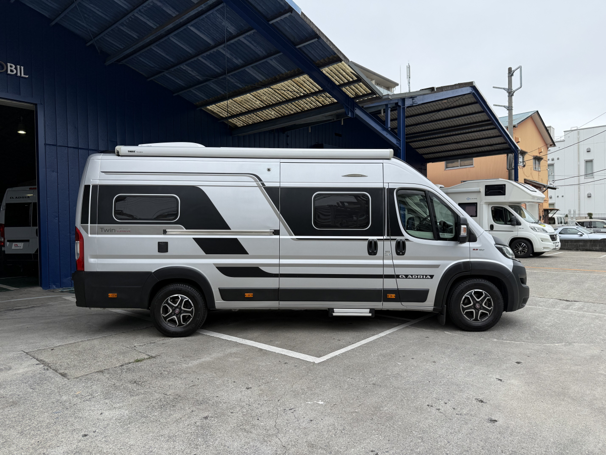 ADRIA TWIN SUPREME 640 SLB 優雅なふたり旅を演出してくれますの画像