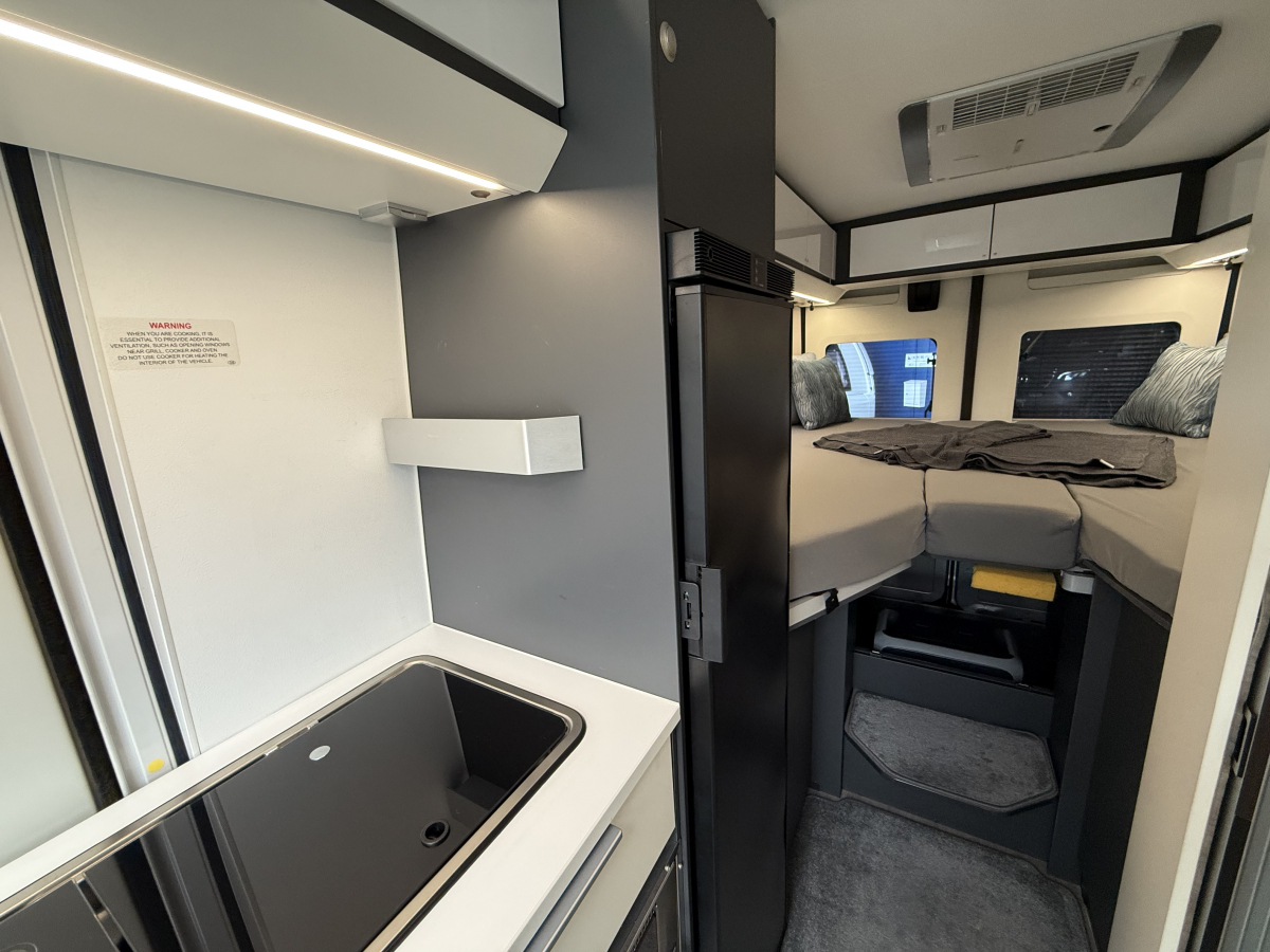 ADRIA TWIN SUPREME 640 SLB 優雅なふたり旅を演出してくれますの画像