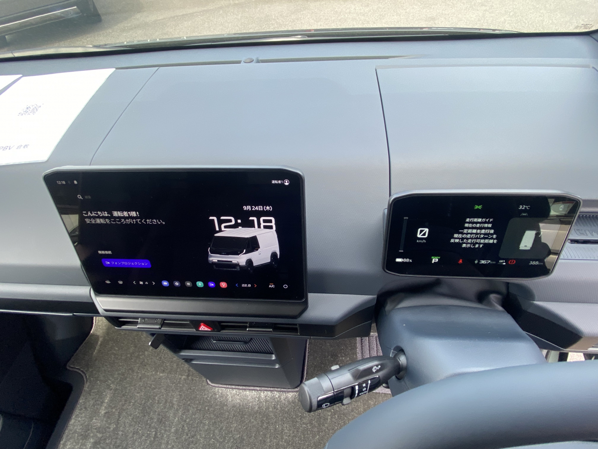 PV5 C カーゴ キャンパー特装 この広さ、使い方は無限大。あなたなら、どう遊ぶ?の画像