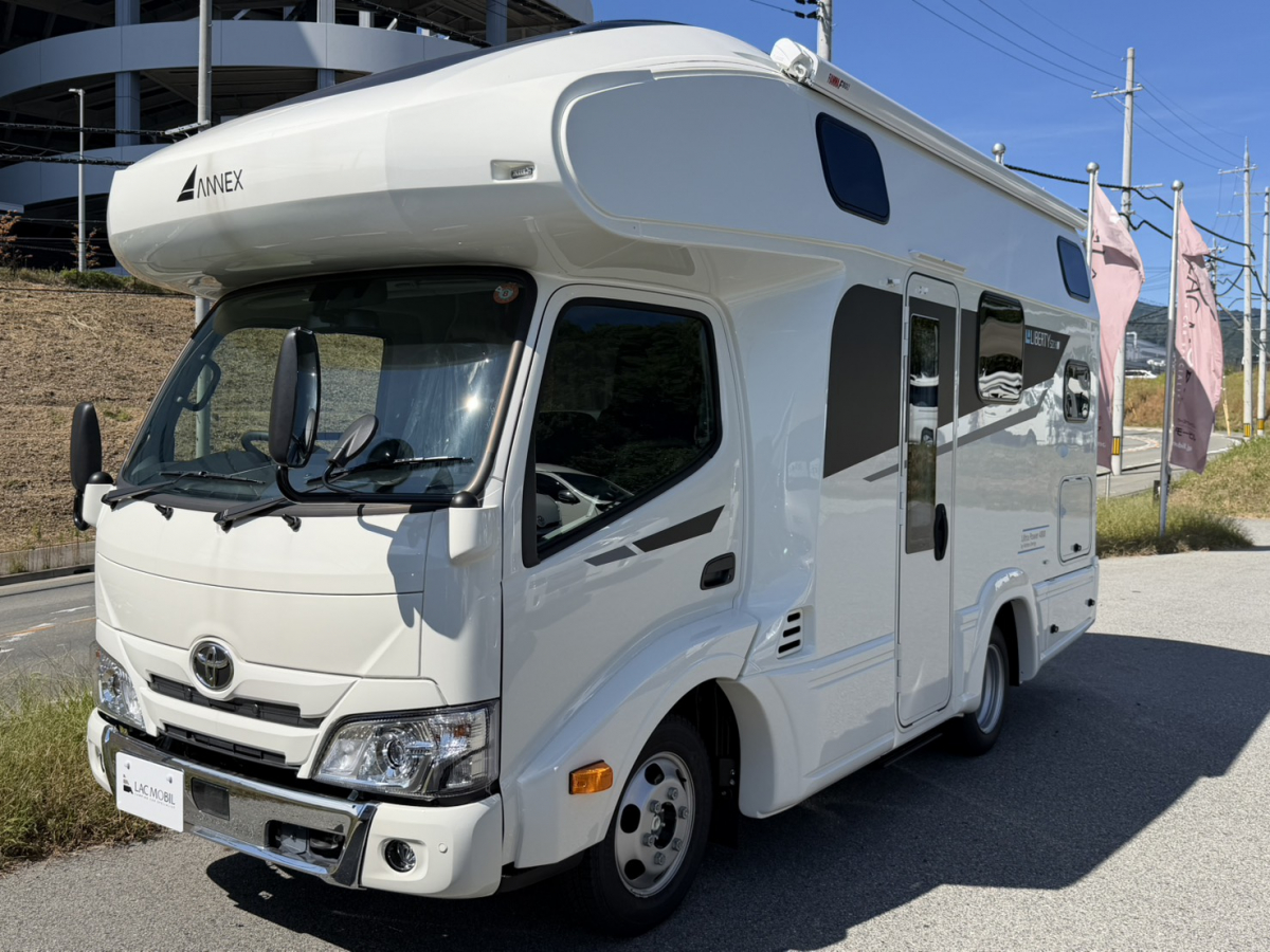 アネックス LIBERTY 52DB i_UltraPower4800 リバティ52DBi　2WD　即納可能　「ファミリー向け定番レイアウト」の画像