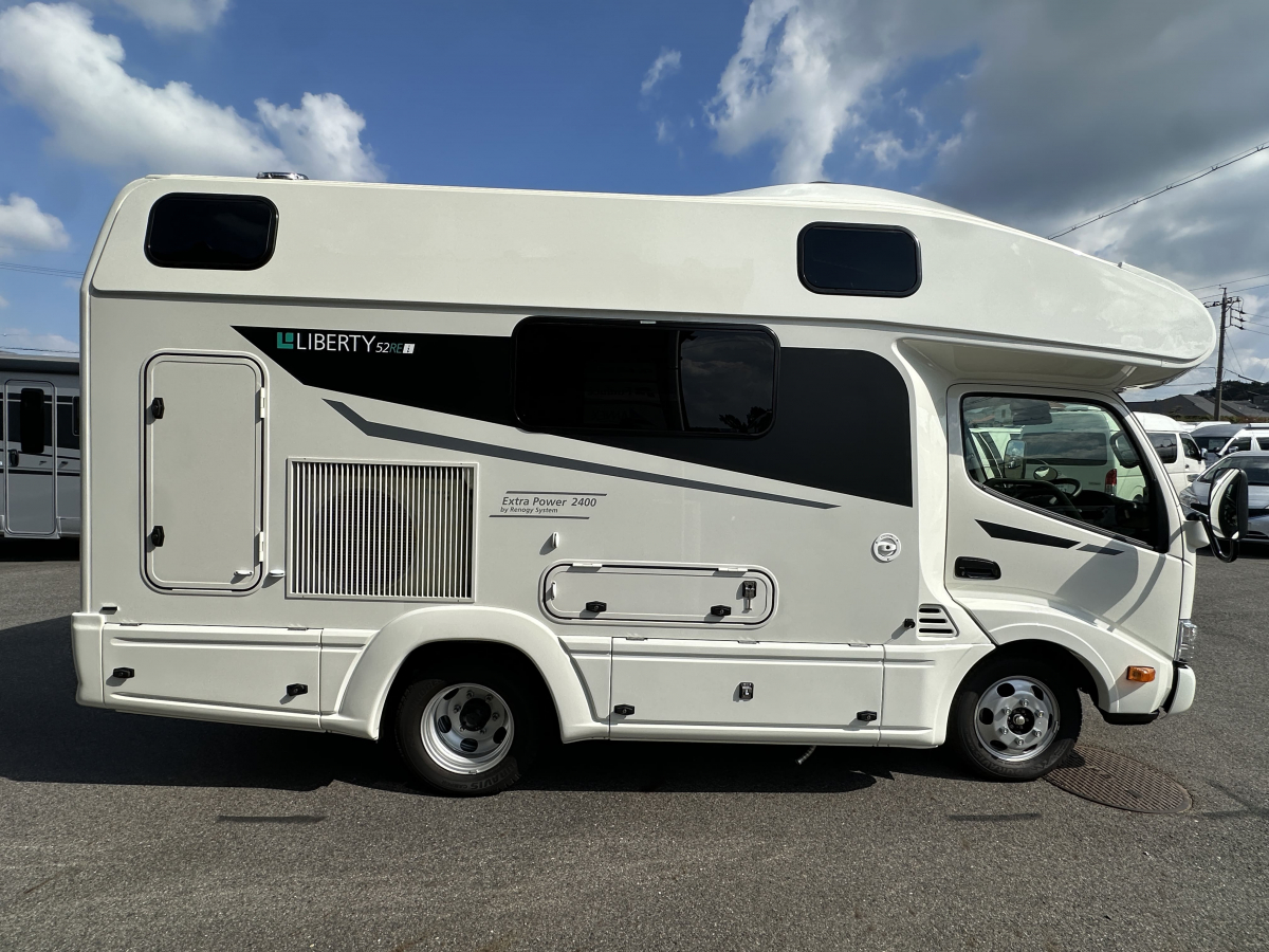 アネックス LIBERTY 52RE i_Extra Power2400 リヤエントランスでダイネットは広々と使えるモデル!ExtraPower2400の画像