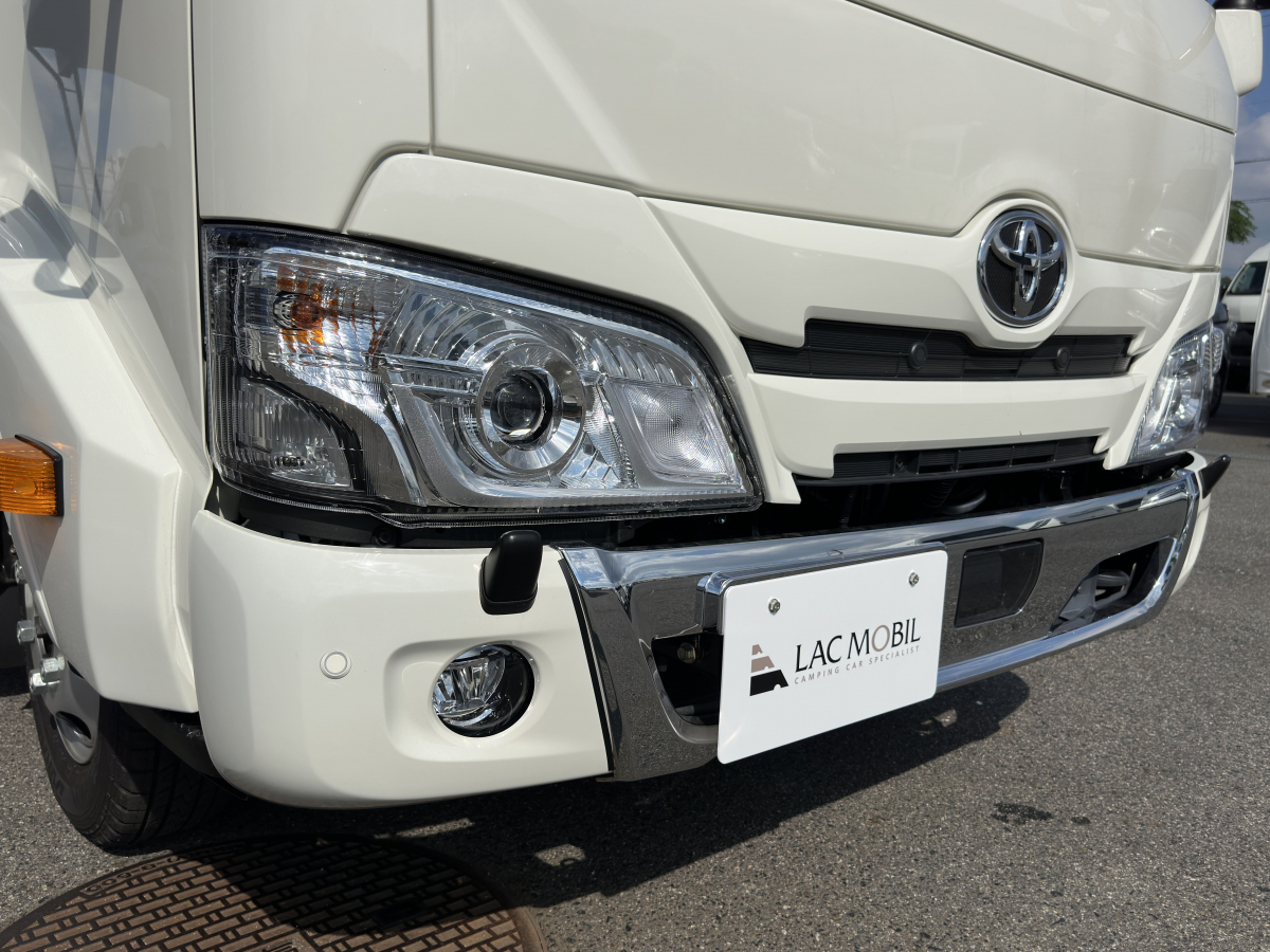 アネックス LIBERTY 52RE i_Extra Power2400 リヤエントランスでダイネットは広々と使えるモデル!ExtraPower2400の画像