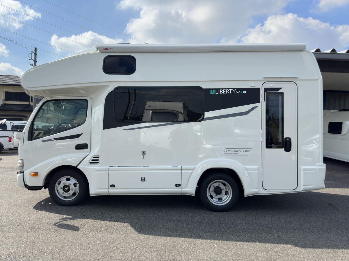 アネックス LIBERTY 52RE i_Extra Power2400 リヤエントランスでダイネットは広々と使えるモデル!ExtraPower2400の画像