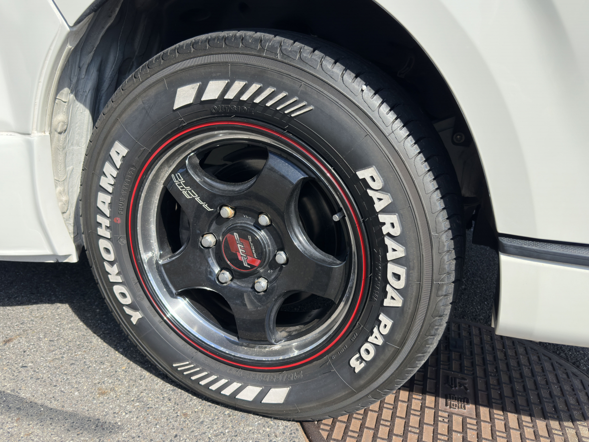 ファンルーチェ ウラル  久々の入庫車　デラックスのディーゼル4WD!　早い者勝ち!!の画像