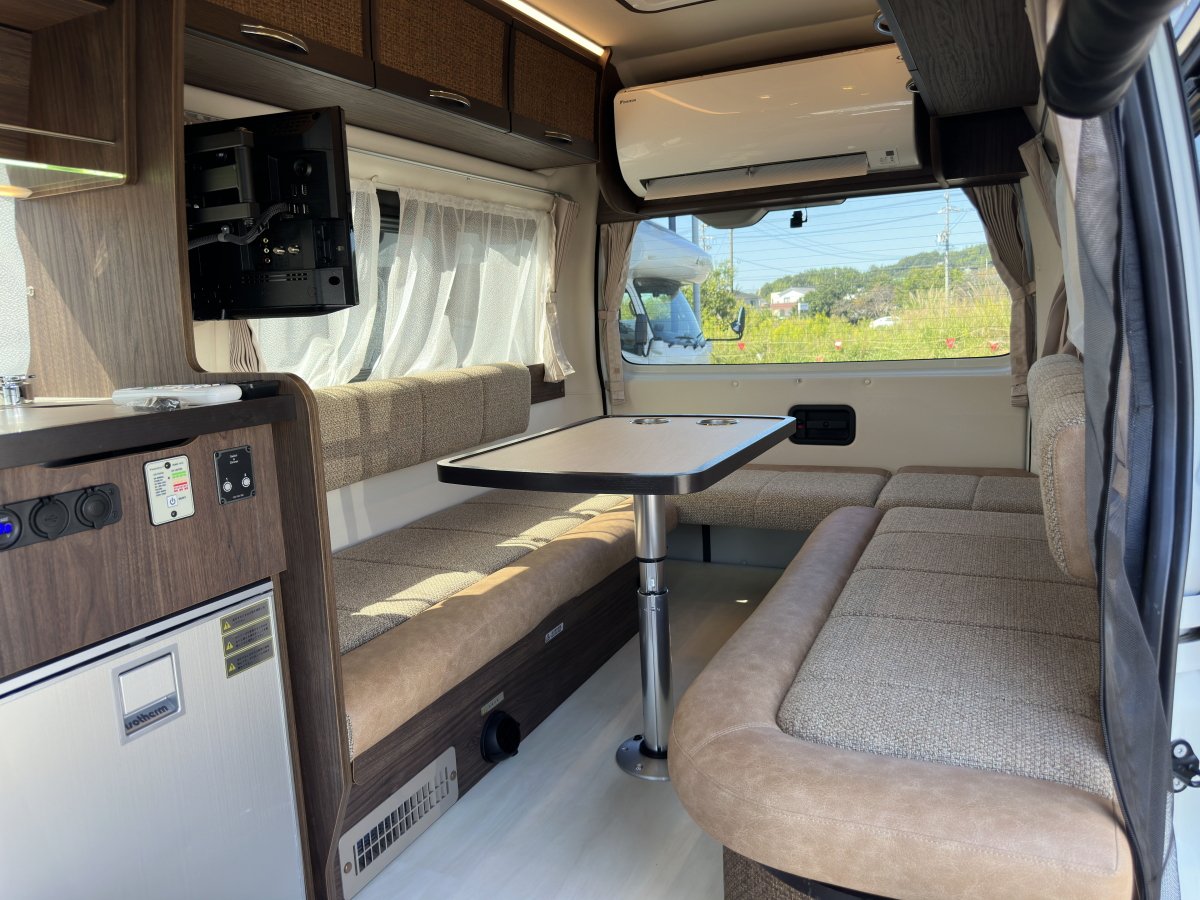 レクビィ プラスLV スーペリア A/C仕様 ご夫婦2人旅にピッタリ!人気のレクビィ車!!早い者勝ち!!の画像