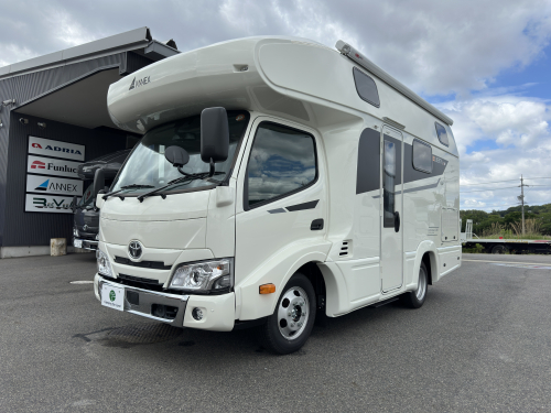 LIBERTY 52SP i_ExtraPower2400<br>セミダブルベッドでワンちゃんと一緒に寝れる!Extra Power 2400