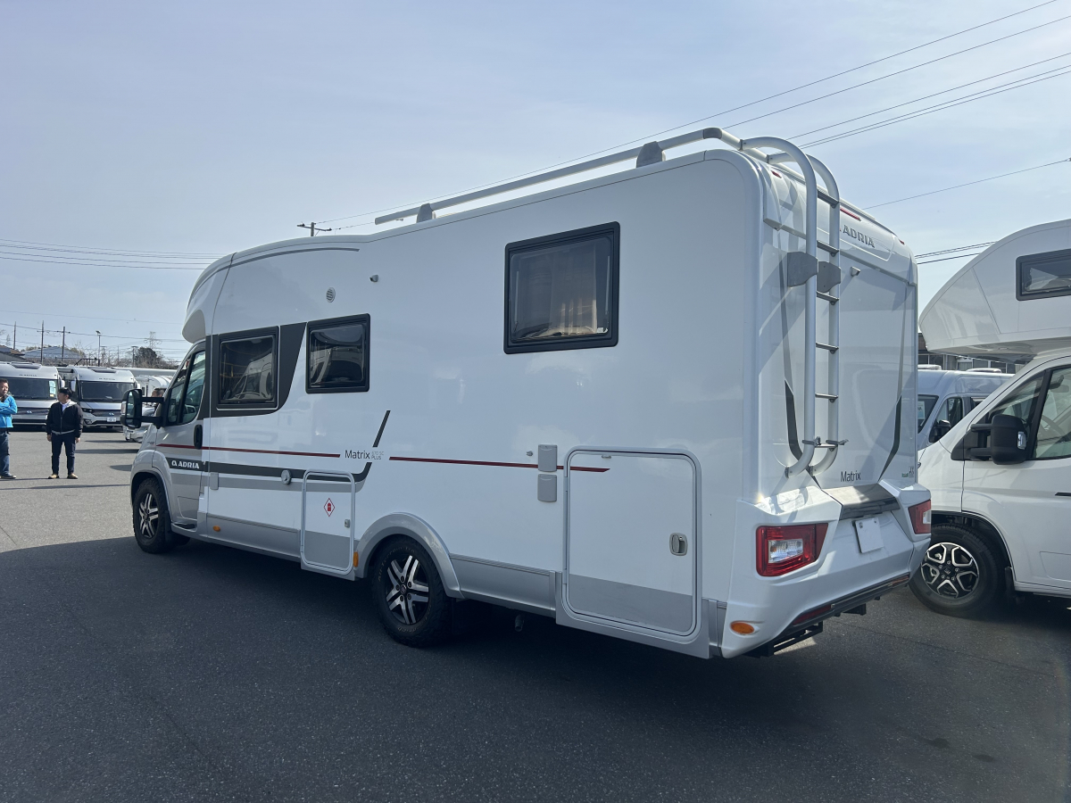 ADRIA MATRIX PLUS 670 SC  低走行中古車　コーティング済の画像