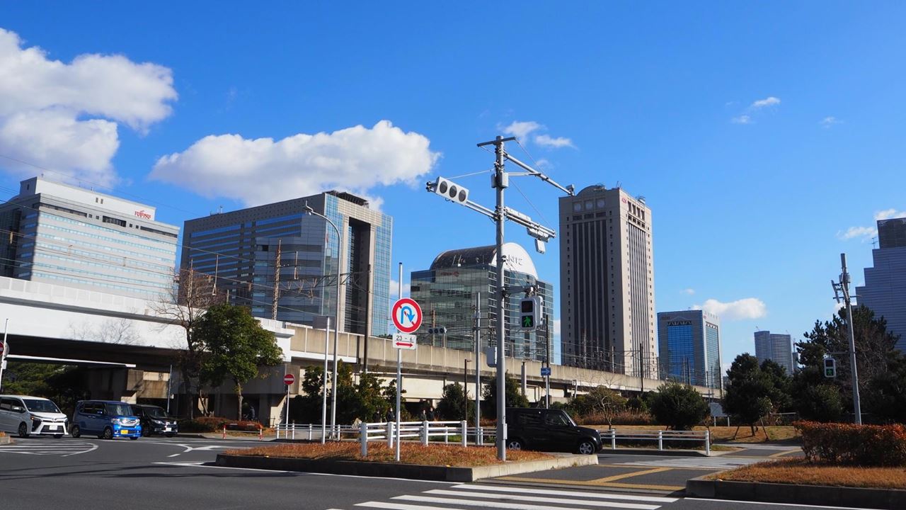 街乗りもできるキャンピングカーの魅力や特徴を解説